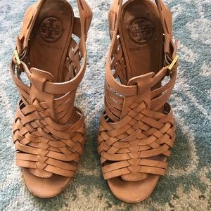 Tory Burch tan leather Nadia Sandle 6 1/2